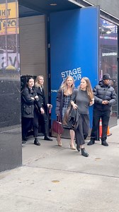 2.1M views · 9.9K reactions | Chelsea Clinton looking beautiful, all smiles in New York. () Elder Ordonez #ChelseaClinton #BillClinton #HillaryClinton #fashion #benaffleck #love #newyork | Elder Ordonez | Facebook