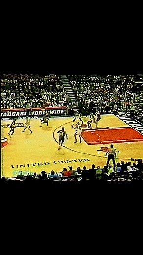 21 reactions | #1996nbafinals #nbafinals #chicagobulls #seattlesupersonics #michaeljordan #shawnkemp #nba #happenedinthe90s | Happened In The 90s | Facebook