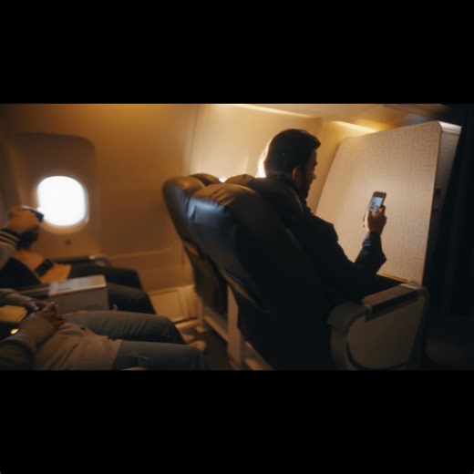 Looking for more comfort when you fly? Whether you seek a quieter environment or extra pampering, we have cabin offerings* that suit your needs. A little more begins at Scoot. *ScootPlus and Scoot-in-Silence are available on the Boeing 787 Dreamliner only. | FlyScoot