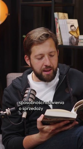 Jakub Kornhauser czyta wiersz Michała Sobola z antologii „Nie uciekniesz stąd. Poetycka mapa Polski”