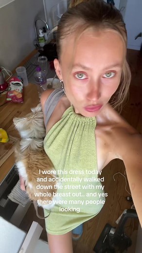 Embarrassing Wardrobe Malfunction: My Accidental Street Fashion Fail!