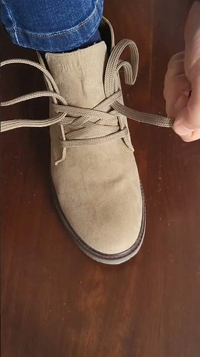 Chukka boots lacing technique. Fashion hacks 👌