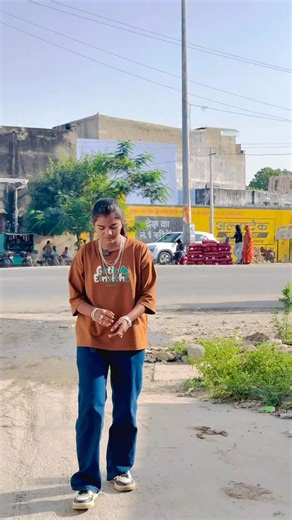 Sapna Chauhan on Instagram: "Chandi he Chandi 🔥🙏🏻🥳#reel#likes #reels #followersinstagram #viewsforviews #likesforlike #sapnafam #viralreels #reelsinstagram #viralvideos #attitude #followers"