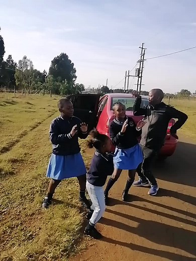 Finger Dance & Basic Dance: Learn Amazing Moves with Expert Tips