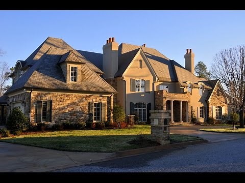 Homes for Sale in Greenville SC // What is it like to live in Greenville, SC