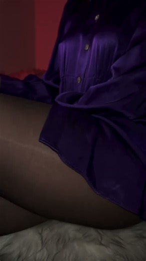 Shiny, sleek, unstoppable - black tights that do it all this party season 🖤 link in description