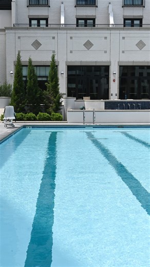 Kimpton Cottonwood Hotel on Instagram: "Omaha’s Weekend forecast: 100% chance of sunshine, good eats, and memories made at #TheCottonwoodHotel 🍹"