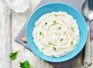 How to Make Mashed Cauliflower, The Low-Carb Way to Enjoy Comfort Food