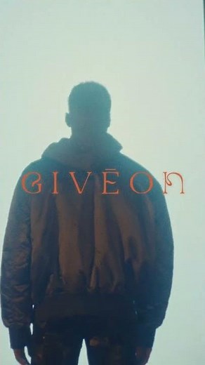 Givēon performs " Make You Mine" for Vevo LIFT #shorts