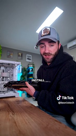 GTX Titan X vs RTX 5050: Which GPU Is Better in 2025?