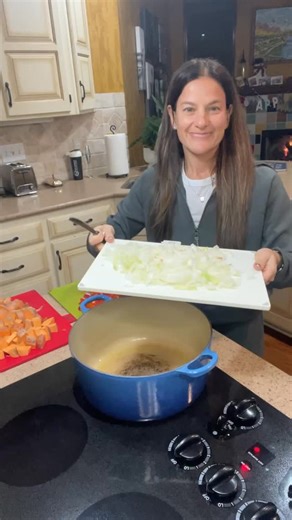 Lyndi•Guiding women in awakening their fullest potential on Instagram: "Pumpkin chili….even when it’s not pumpkin season. This one’s from one of my favorite food bloggers, Well Plated, and it’s so good I’ll be making it on repeat. Cozy, nourishing, and the kind of meal that feels like a hug in a bowl. I recently made a batch as a take-and-leave meal for a family going through a lot, and it reminded me how powerful simple, homemade food can be. #midlifeblog #ComfortFoodWithPurpose #RealLifeNutrit