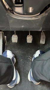 44K views · 394 reactions | Super simple 5 steps to start a manual car#driving #car #manual #tips #carsoft #cardriving #driver #skills | Dongchexiaoshimei | Facebook