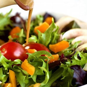 Creamy Balsamic Salad Dressing