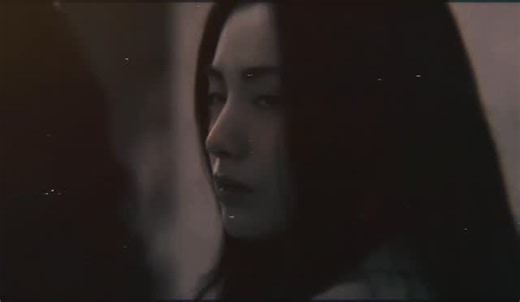 Sukhwinder | Sukh | Ssukhie on Instagram: "🇫 🇴 🇱 🇱 🇴 🇼 . . 🇯🇵この速度に達すると、もはや陸上を移動しているのではなく、音速で移動していることになります🚀🌍 このシミュレーションは、マッハ1、つまり時速約1,330kmで日本を超音速鉄道で旅するとどのような感じになるかを視覚化したものです。現在、日本の最速列車は約時速320kmで運行されており、超高速リニアモーターカーのような先進的な試験プラットフォームでは、制御された環境下で時速600kmを超えています。 このシミュレーションはそれをはるかに超え、現在の鉄道コンセプトが真の超音速システムに進化した場合に何が可能になるかを探ります。この速度に到達するには、単なる動力だけでは不十分です。エンジニアたちは、超高速走行における最大の制限要因である空気抵抗を排除するために、磁気浮上、ほぼゼロ摩擦のガイドウェイ、真空または低圧チューブシステムなどを研究しています。マッハレベルの移動では、わずかな空気の乱れでさえ構造上の課題となります。 だからこそ、将来の超音速鉄道構想は