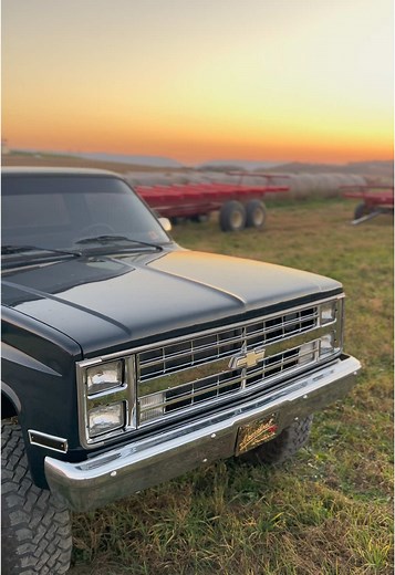 It’s been a ride.. 👋 #fypシ #305_squarebody #trucktok #squarebodychevy #tiktokban #foryoupage #aretheybanningtiktok?? #wagonwheels #fyp #squarebodynation #heartbeatofamerica