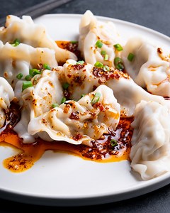 With these tips, you’ll be folding the perfect gyozas in no time! | Marion's Kitchen