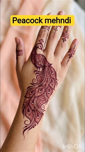 Back Hand Peacock Mehndi Design 🦚 | Simple Yet Royal Look #shorts