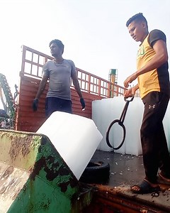 Unique Way of Automatic Ice Grinding Machine Loading Ice Cubes in Boat for Fishing #fishing #fishingvideos #thoondilulagam #seafishing | Thoondil Ulagam - Fishing