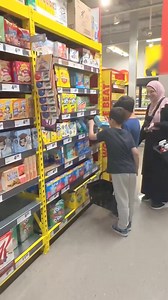 They definitely understood the assignment 😂 What do you think the total will be？😏 #birthday #ShoppingSpree #freefood #21secondschalleng #shoppingspree #freepaid #randomactofkindness #shoppinghaul #ShoppingSpree #studentlife #reelsviralfb #reelsvideos #fbreelsvideo #fbreels #foryoupage | V. Alexander