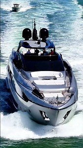 Chasing Yachts & Flying Drones: YachtWay Hub Takes Miami! 🎬☀️#yachting #boating #luxurystyle
