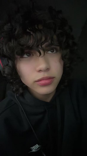 Ethan (@3t1nn)’s video of ethan voice reveal