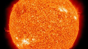 Massive Eruption On The Sun Reveals Clues That Could Solve Scientific Mysteries - SlashGear