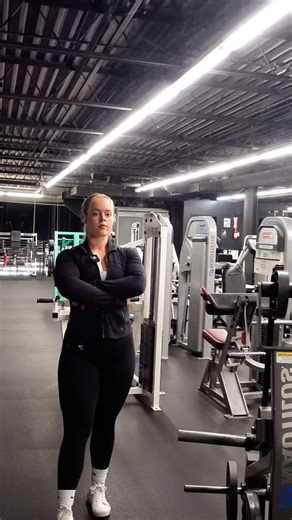 Jade McKenzie ✮ nasm cpt on Instagram: "Ladies, check your priorities. 🤣"