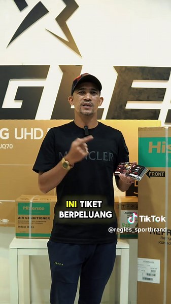 Kehangatan Gelombang Merah di Stadium Sultan Muhammad IV