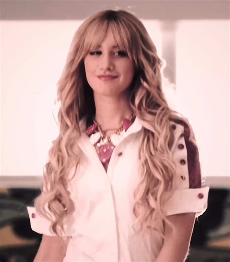 sharpay evans | scp: cindyzscenes #fyp #sharpayevans #highschoolmusical #y2k #creatorsearchinsights sharpay evans highschool musical edit
