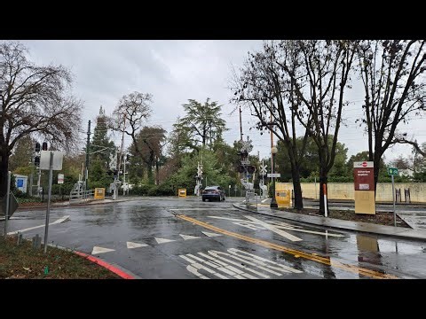 Walking tour of former Caltrain Atherton Station and Fair Oaks Ln railroad crossing