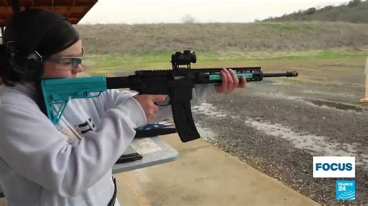 10K views · 99 reactions |  In the #US, gun ownership is a constitutional right. Many #children learn to shoot from a young age, with their parents. But in the country, #firearms are also the leading cause of death among children and adolescents. A #FOCUS by our colleagues at France 2 ⤵️ | FRANCE 24 English | Facebook