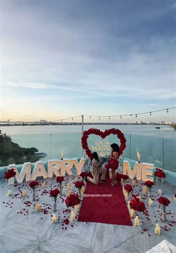 Stunning Rooftop Proposal Ideas in Cancun