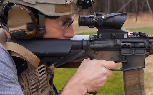 美国原品 Trijicon ACOG TA31-CH 世界最先进战斗光学瞄准镜 又称小海螺 拥有强大的BAC自动变倍功能！