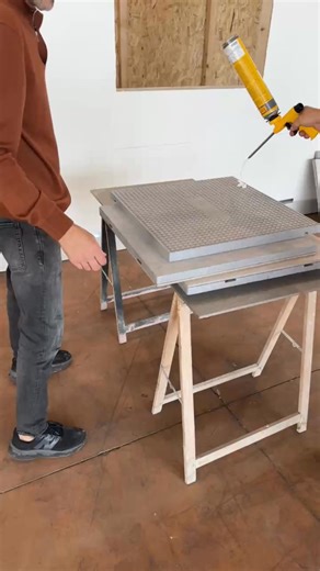 62K views · 296 reactions | Con ISOGRES® porti a casa risparmio energetico, design moderno e un prodotto certificato. Non è un semplice cappotto: è un sistema completo, pronto per rivoluzionare la tua facciata. ➡️ Scopri di più scrivendoci in privato o ai nostri contatti:  iurie.mihailov@imarvi.it |  342-660-7941 #SistemaISOGRES #IMARVIDESIGN #Edilizia #Innovazione | Iurii Mihailov | Facebook