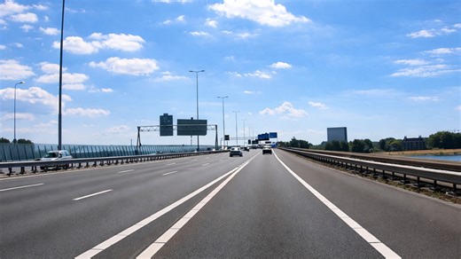 Smooth driving on Amsterdam ring road A10 Netherlands (4K)