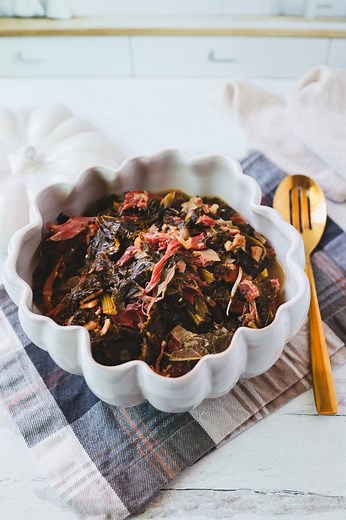 Pressure cooker collards that taste like they simmered all day. This recipe never misses! #EatswithTwan | Eats With Twan