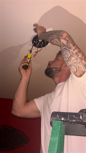 How cool is this fan? LED lights, multiple color options, timer, plays music, perfect for kiddos rooms! Obsessed! #ceilingfanwithledlight #ceilingfanwithmusic #ceilingfan #baysquirrelceilingfanswithlights #fanswithlightsandmusic