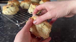 How to Make Traditional Raisin Scones at Home