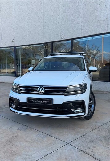 VOLKSWAGEN TIGUAN R-LINE: Elegancia y Potencia