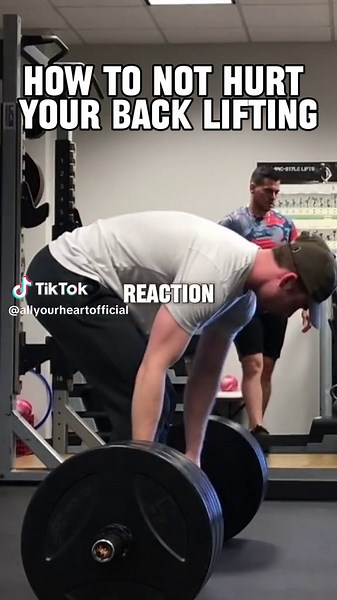 Here’s how you can avoid tweaking your back 👇 In this video I strained a lower back muscle. I’m grateful that this injury wasn’t more serious but it did set me back in my training for the following months. Here are two likely reasons it happened and how you can avoid it happening to you #1: Not bracing core properly: Deep core muscles provide stability to the lower back when it’s under load during a lift. I forgot to brace my core after picking the bar up, so my back lacked stability and I got 