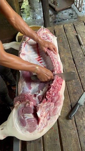Professional Pork Butcher Skills | Clean Meat Cutting in Traditional Market