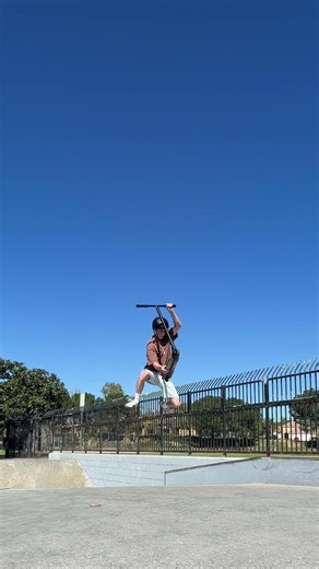 Slow motion heel super finger