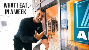 Rob Lipsett | Lean bulking essentials | What I eat