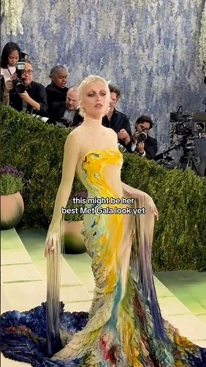 Emma Chamberlain at Met Gala 2026 😳
