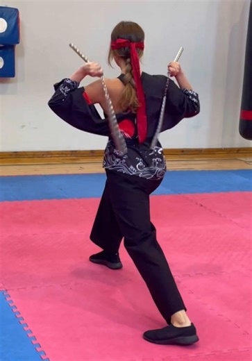 Wing Chun Martial Arts: Flow and Focus Techniques