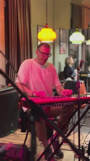 Jazz organ solo by Yahn Frenkel. Beautiful Love #jazz #jazzorgan #jazzorgansolo #swing