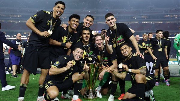 Mexico Tops the USMNT 2-1 in Dramatic Gold Cup Final