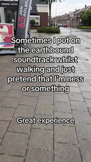 Disfrutando la banda sonora de EarthBound a diario