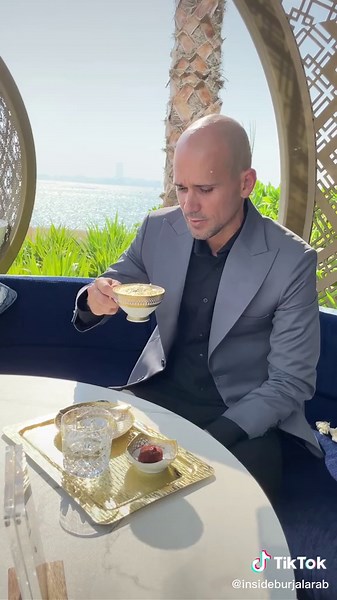 insideburjalarab على TikTok