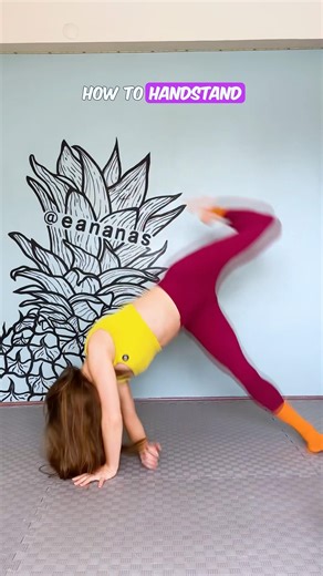 Handstand Easy Tutorial 🔥😱 #howto #handstand #gymnast #easytutorial #tips